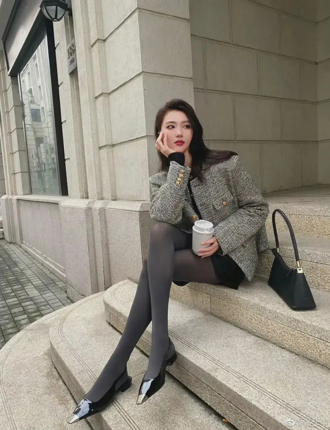 二都生活指南：职场新人如何高效适应双城节奏